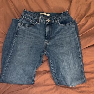 Levi 724 Size 27 (4)